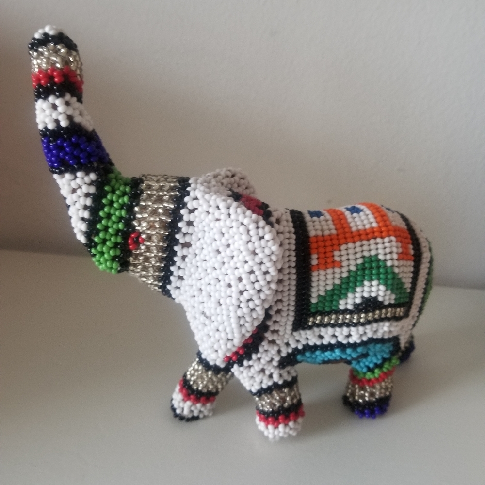 Handmade Beaded Wooden Decoartive Elephant - Picture 4 of 4
